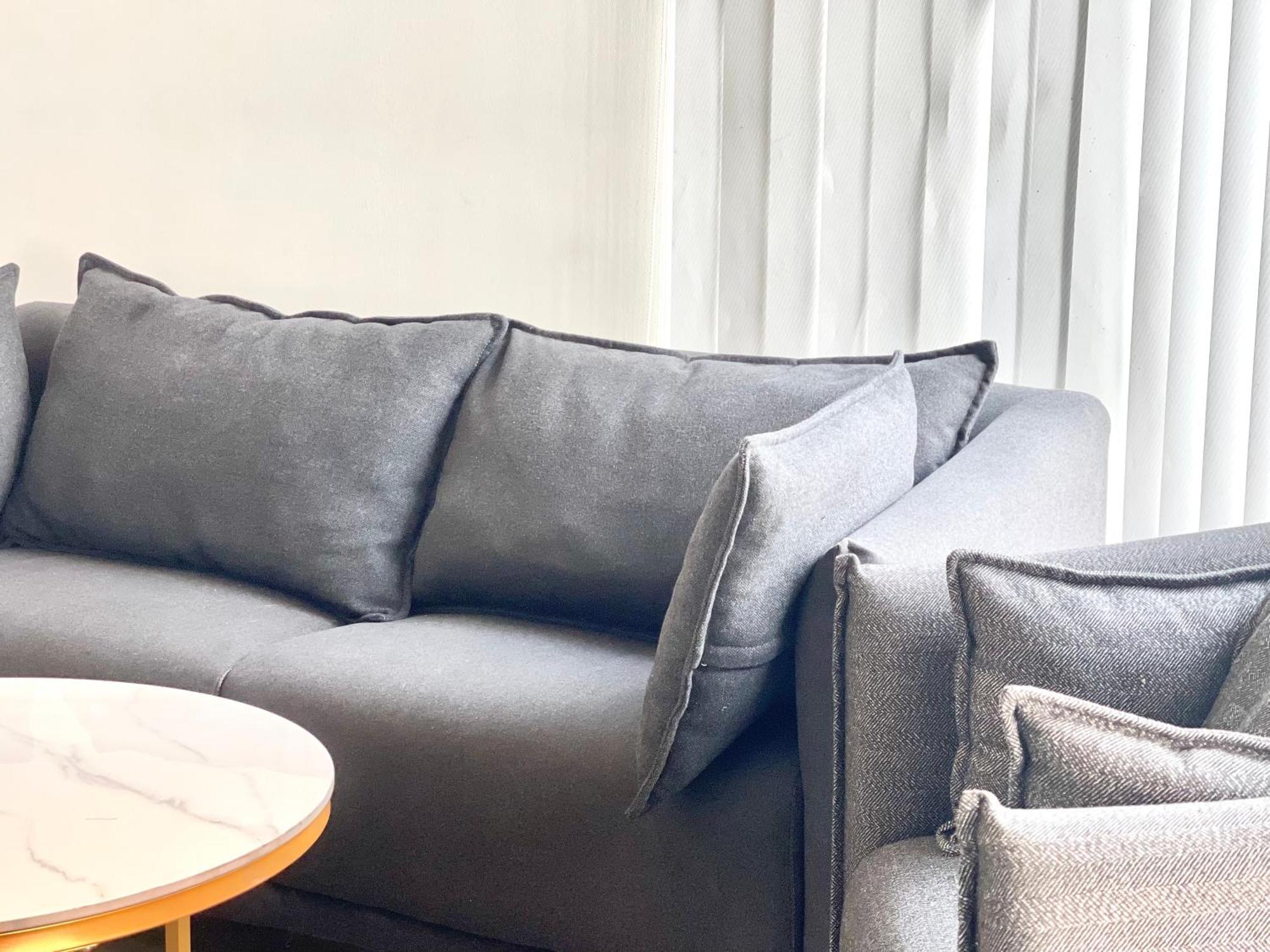 Sky Hotel Central Phnom Penh - Rooms & Apartments 외부 사진