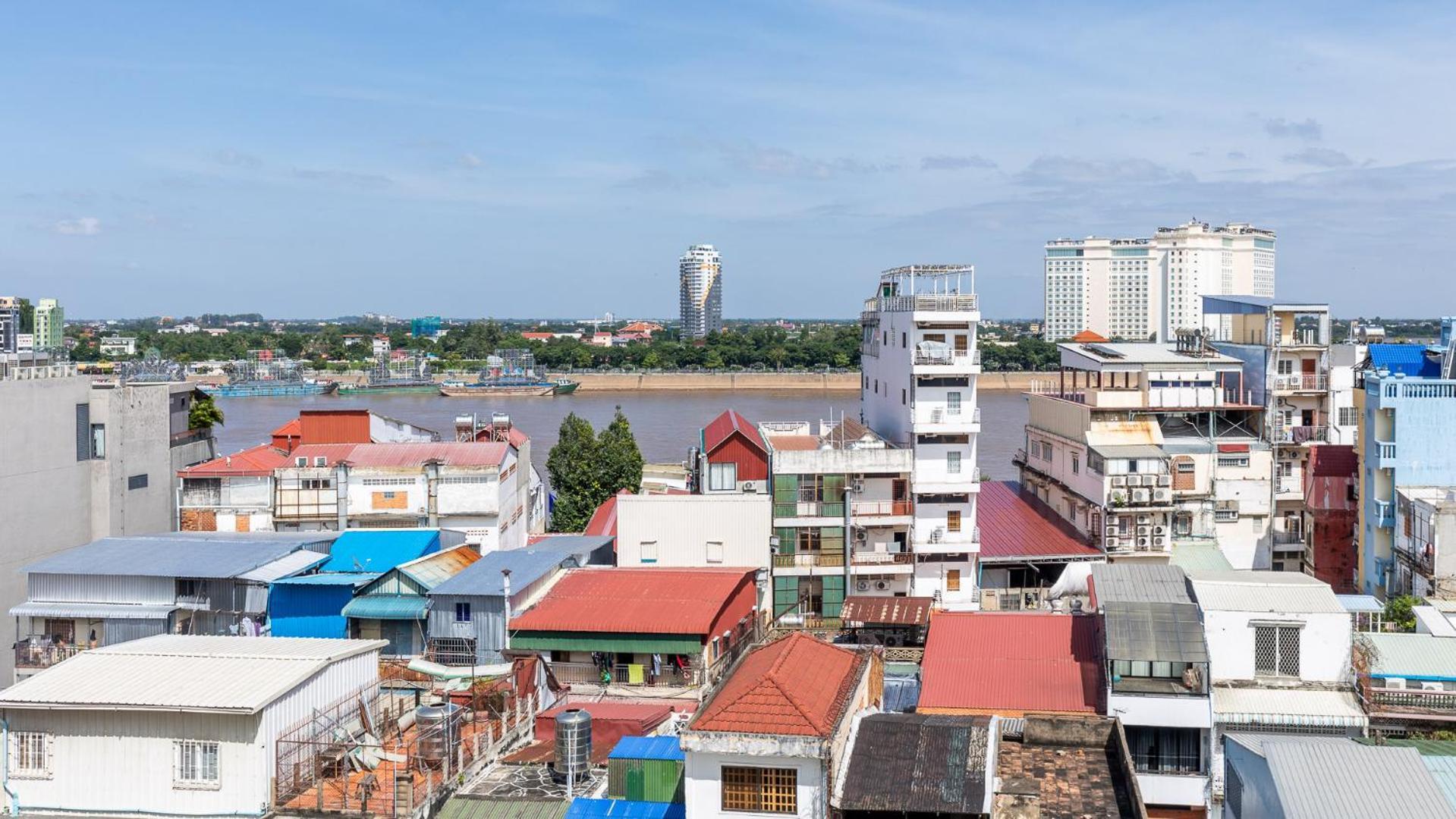 Sky Hotel Central Phnom Penh - Rooms & Apartments 외부 사진